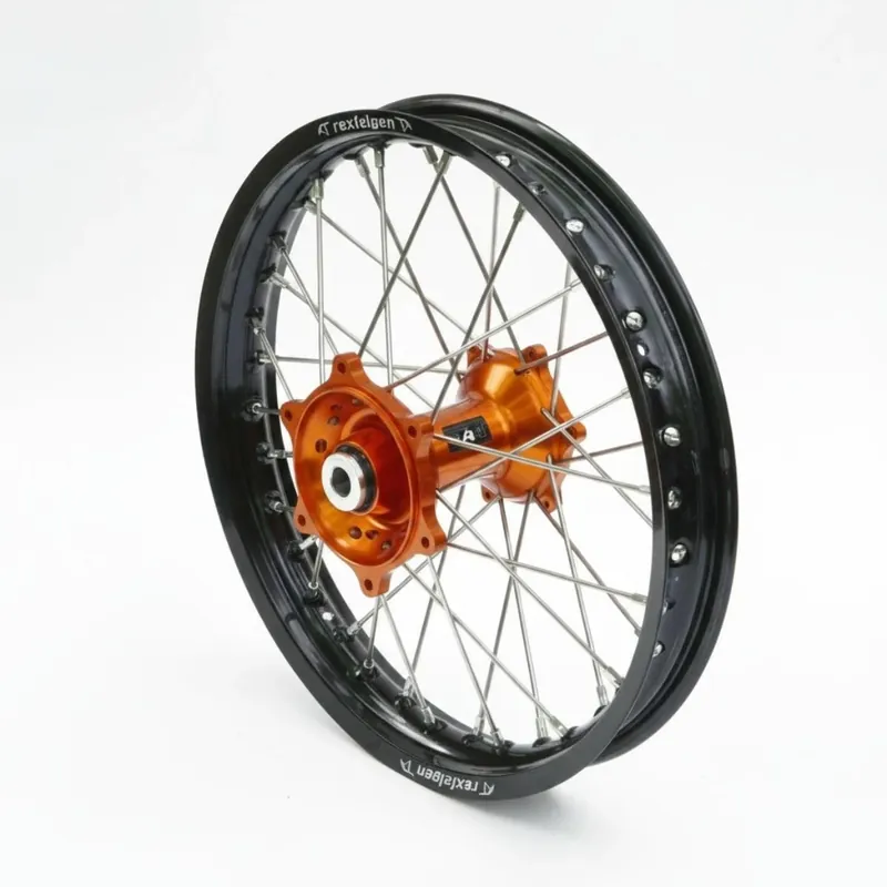 Árcsökkenés [ RFX ] Moto Roue arrière complète de 18 pouces Noir/Argent/Orange, 18 x 2,15