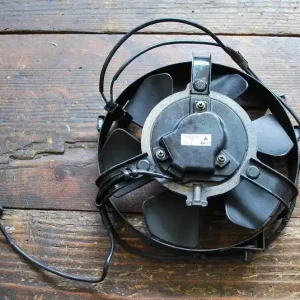 Ventilateur Honda 750 VFR (RC24) 1986-87 Kiárusítás