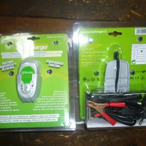 Szuper ajánlat Chargeur moto UNI-CHARGER pour batterie lithium ion
