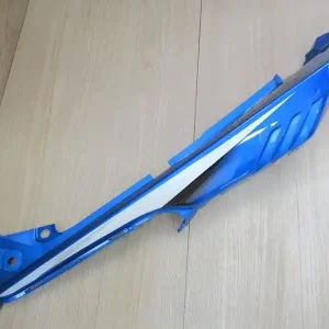 Végkiárusítás Queue de carénage droit Suzuki GW 250 Inazuma 2013-2017 (47841-48H00)