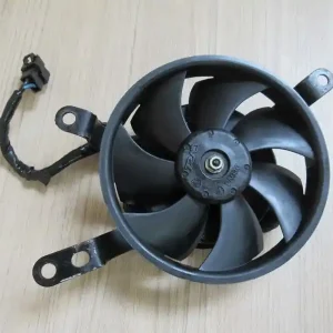 Ventilateur droit Yamaha R1 2004-2006 Legjobb ár